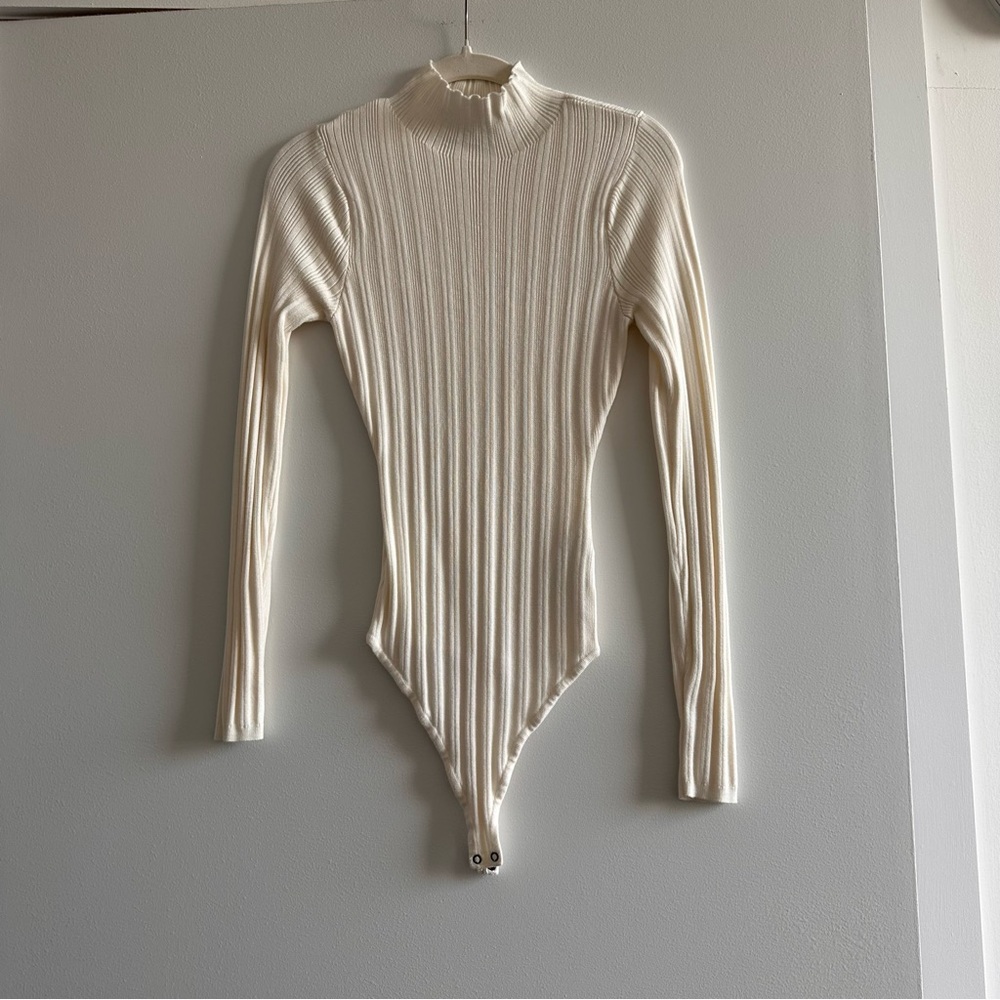 Abercrombie & Fitch Cream Ribbed Bodysuit